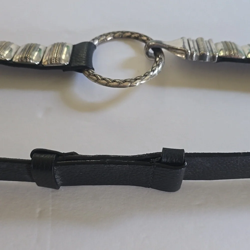 Chico's Womens Black leather Belt Silver Square Pieces Hook loop Closure Sz.42